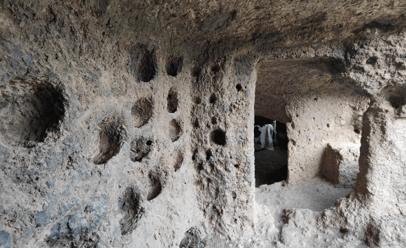 ESCAPADES EN AUVERGNE – À la découverte des grottes de Jonas !